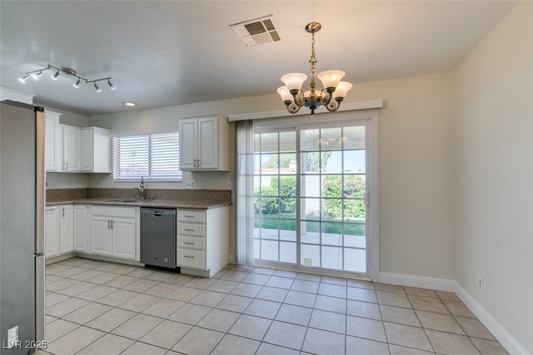 2424 Millcroft Drive Henderson, NV 89074 - Photo 17 of 40