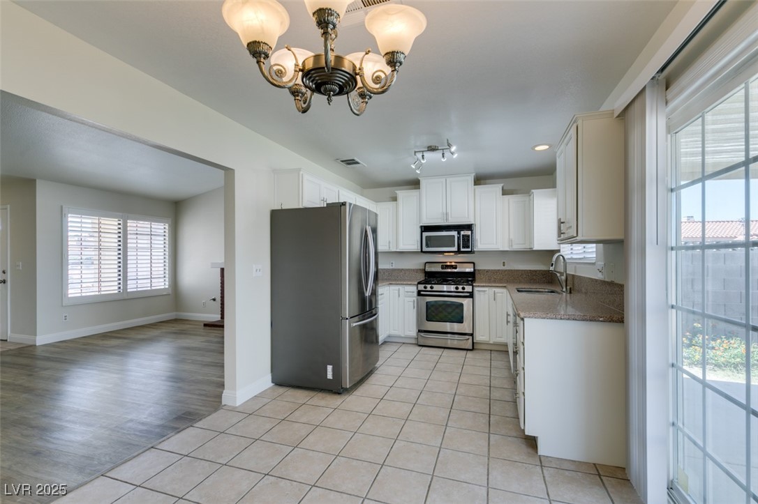 2424 Millcroft Drive Henderson, NV 89074 - Photo 21 of 40