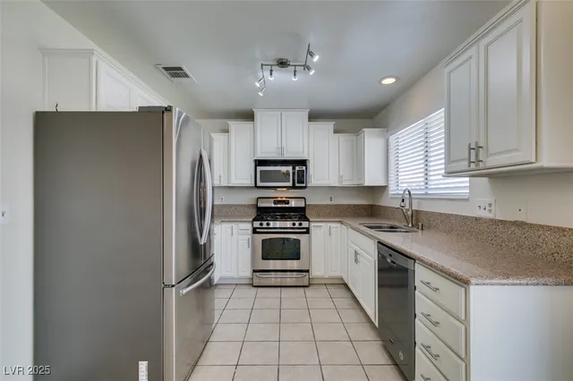 $1,995 | 2424 Millcroft Drive, Henderson, NV 89074