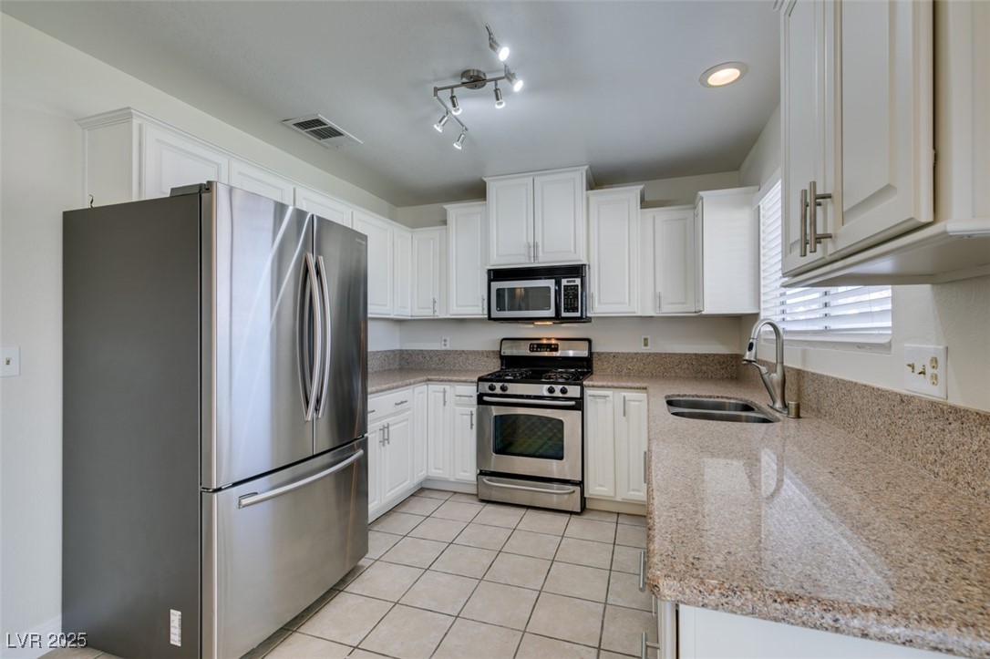 2424 Millcroft Drive Henderson, NV 89074 - Photo 24 of 40