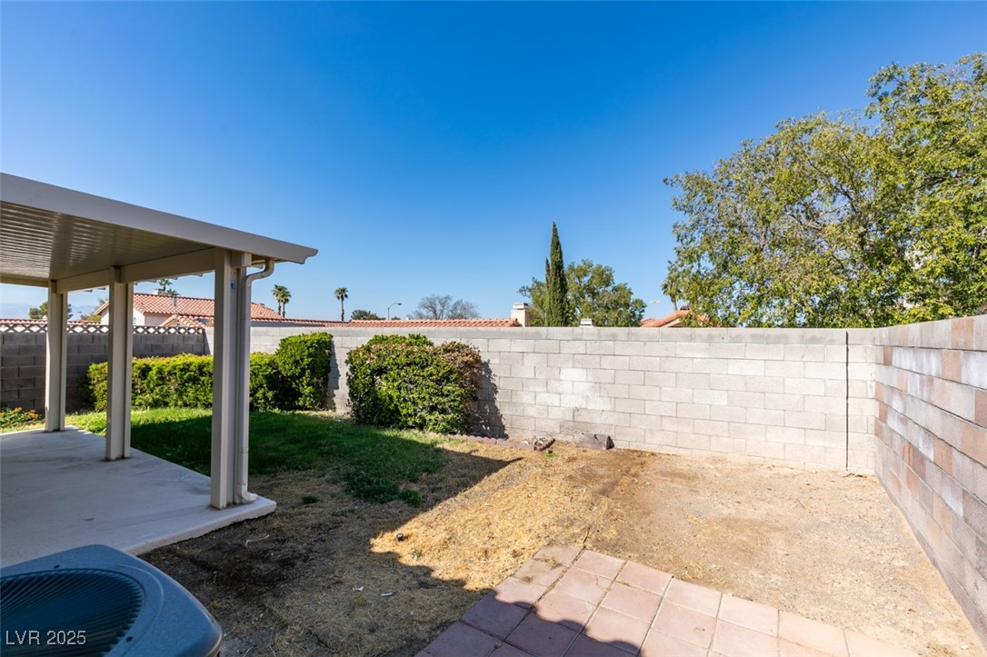 2424 Millcroft Drive Henderson, NV 89074 - Photo 38 of 40