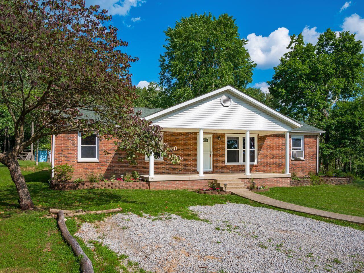 34571 Hunters Woods Road Logan, OH 43138 - Photo 2 of 33 C_-_34571_Hunters_Woods_076