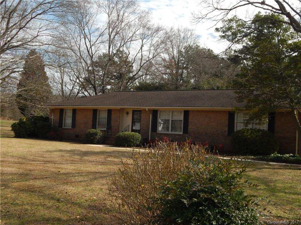 683 Fielding Road Charlotte, NC 28214 - Photo 1 of 24 Gallery Image 1