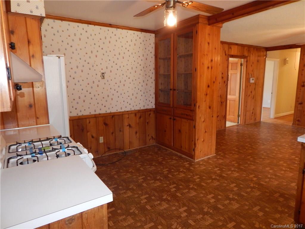 683 Fielding Road Charlotte, NC 28214 - Photo 11 of 24 Gallery Image 11