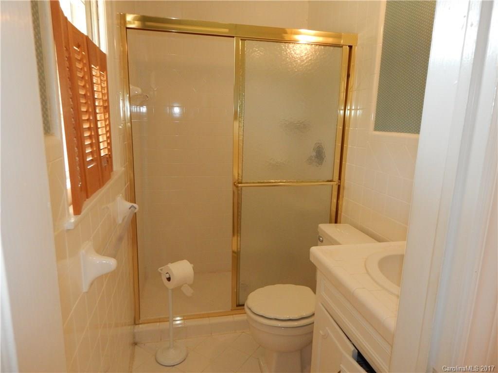 683 Fielding Road Charlotte, NC 28214 - Photo 21 of 24 Gallery Image 21