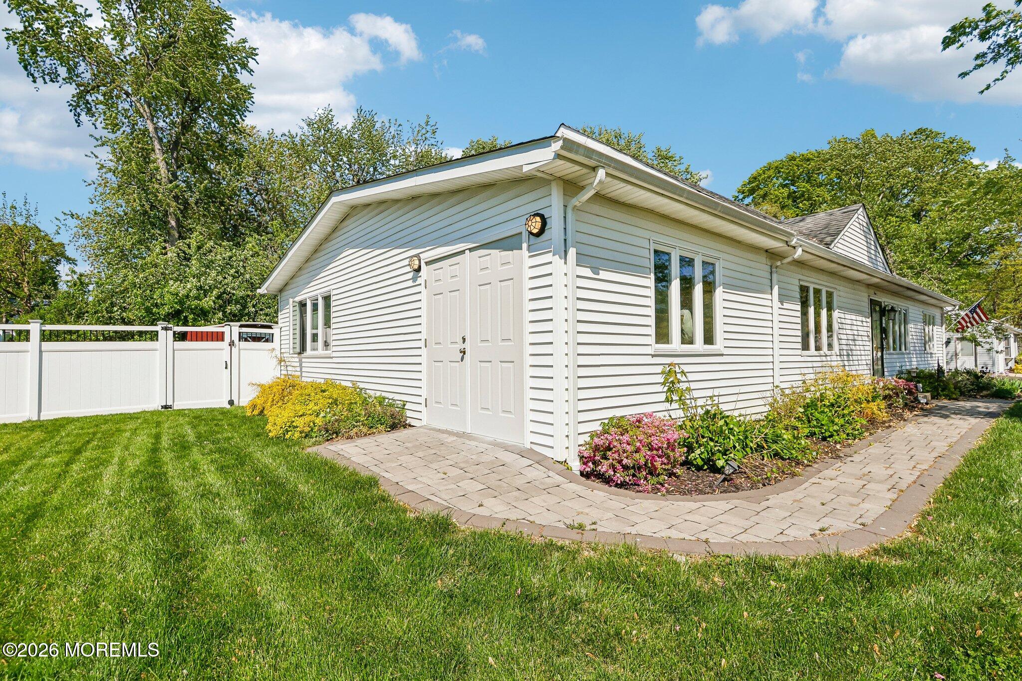 5 Farmdale Road Hazlet, NJ 07730 - Photo 33 of 34 33-web-or-mls-Farmdale Rd-S0605-035