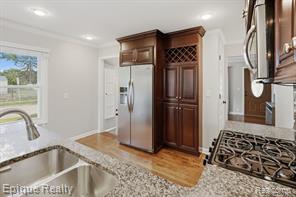 3402 Normandy Road Royal Oak, MI 48073 - Photo 7 of 32
