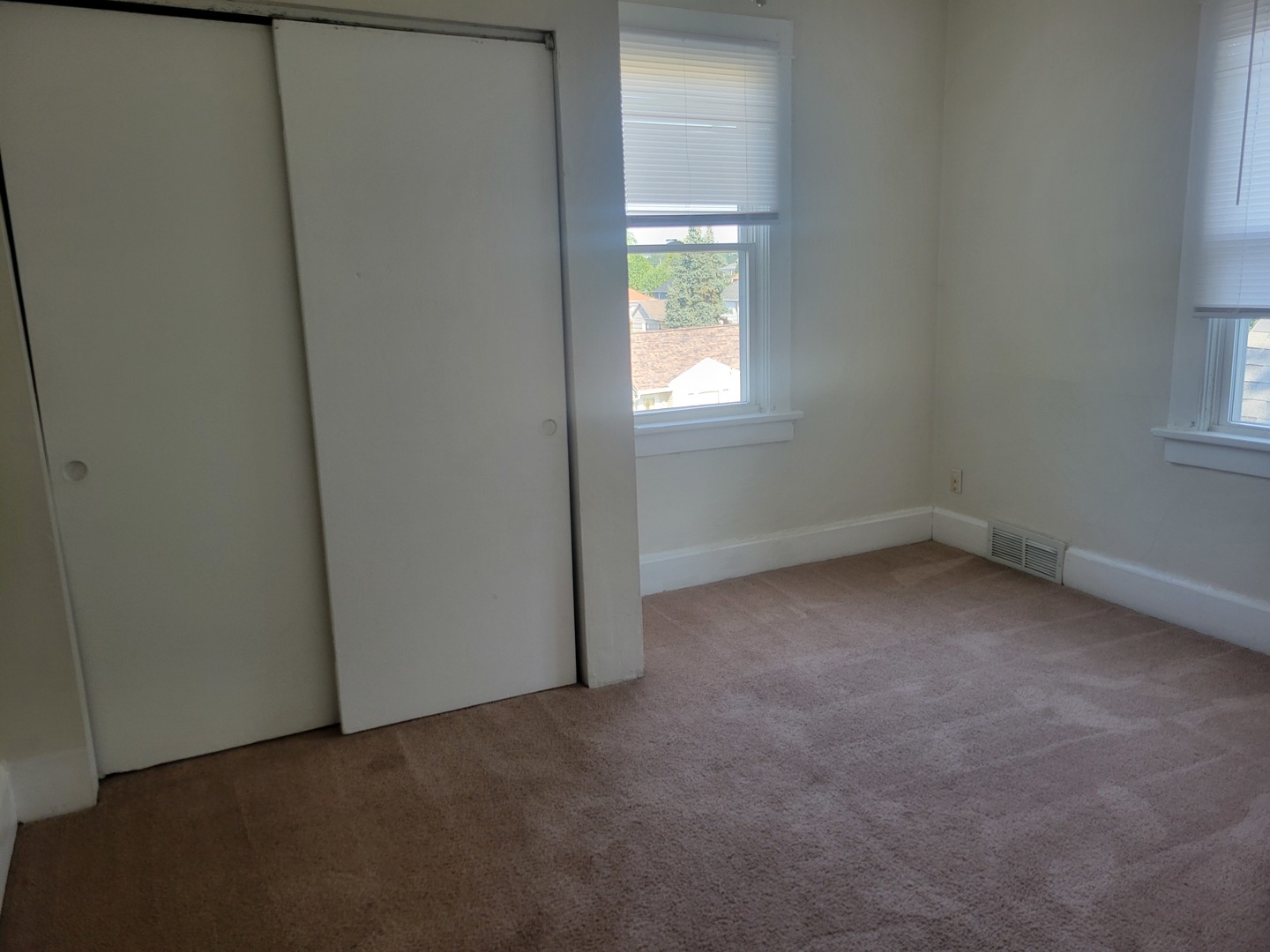 149 6th Street Silvis, IL 61282 - Photo 23 of 25 Gallery Image 23