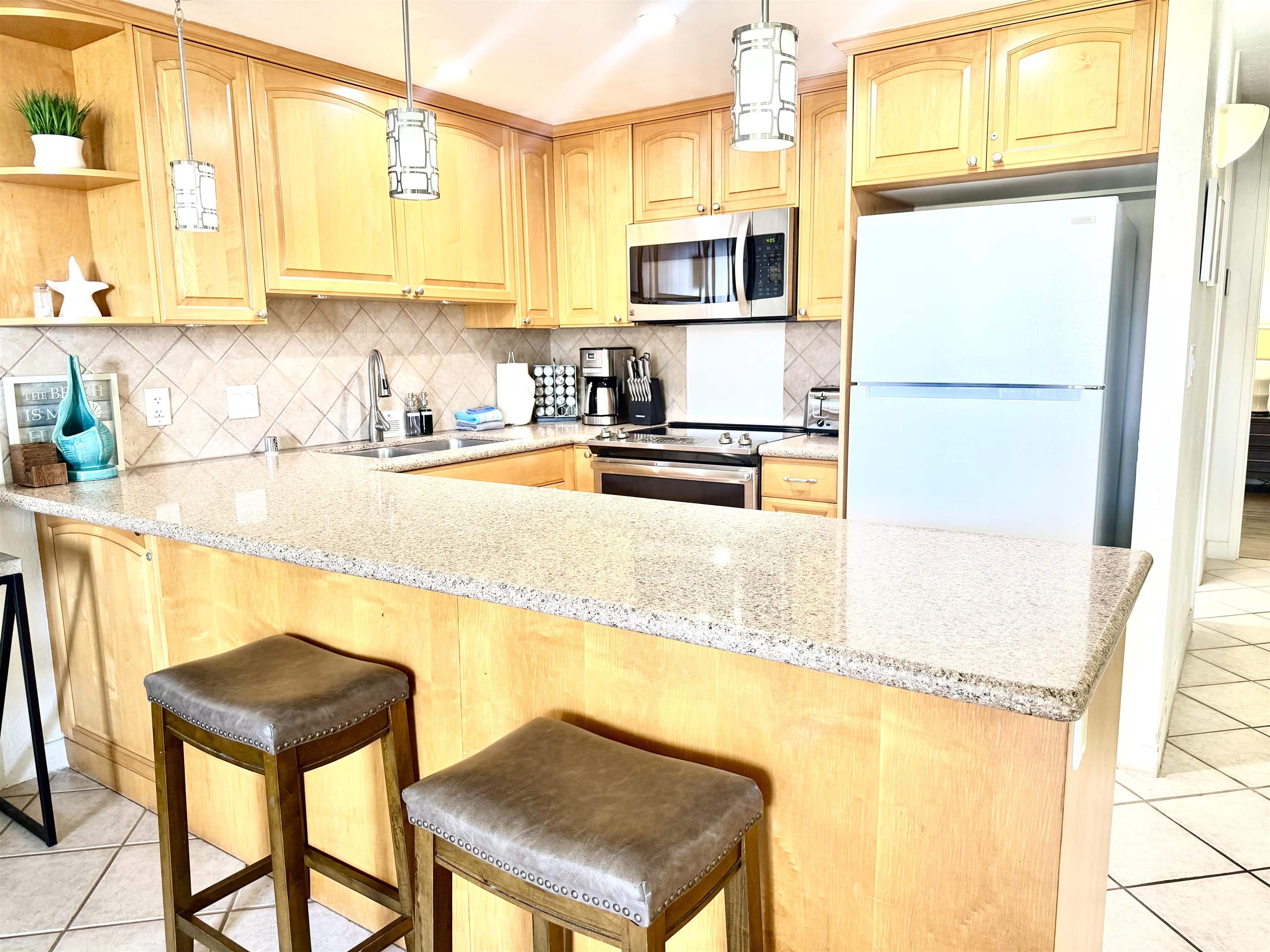 3543 Lower Honoapiilani Road, Unit E206 Lahaina, HI 96761 - Photo 6 of 29