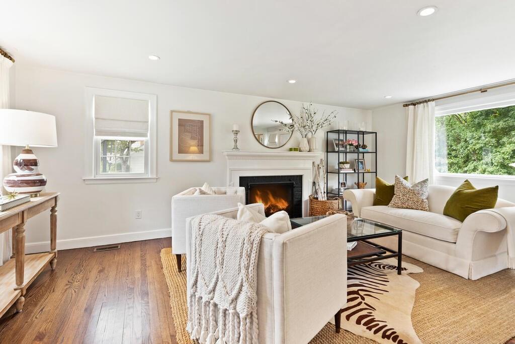 31 Canterbury Road Winchester, MA 01890 - Photo 6 of 33 Gallery Image 6