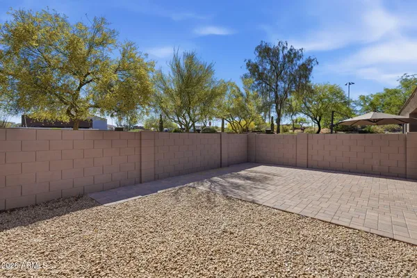 $2,500 | 11725 Desert Vista, Unit VIS 120, Fountain Hills, AZ 85268