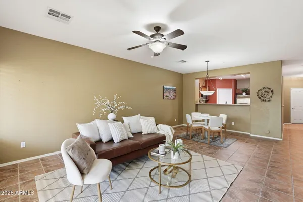 $2,500 | 11725 Desert Vista, Unit VIS 120, Fountain Hills, AZ 85268