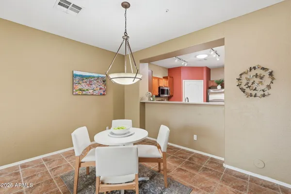 $2,500 | 11725 Desert Vista, Unit VIS 120, Fountain Hills, AZ 85268