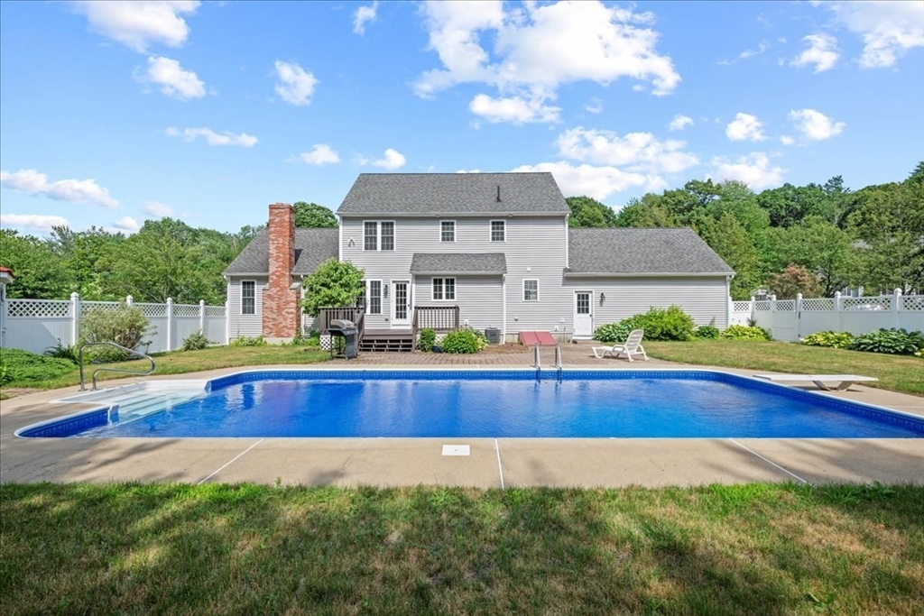 20 Hilltop Farm Road Auburn, MA 01501 - Photo 34 of 40