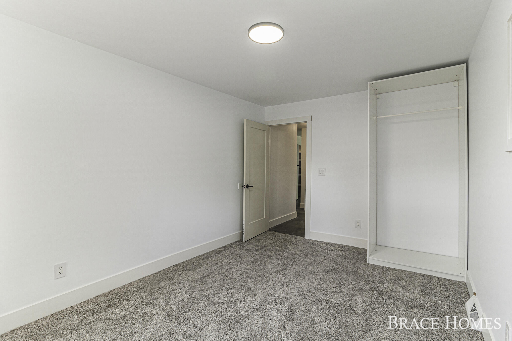 3414 Ashton Road Southeast Grand Rapids, MI 49546 - Photo 24 of 41 IMG_5866