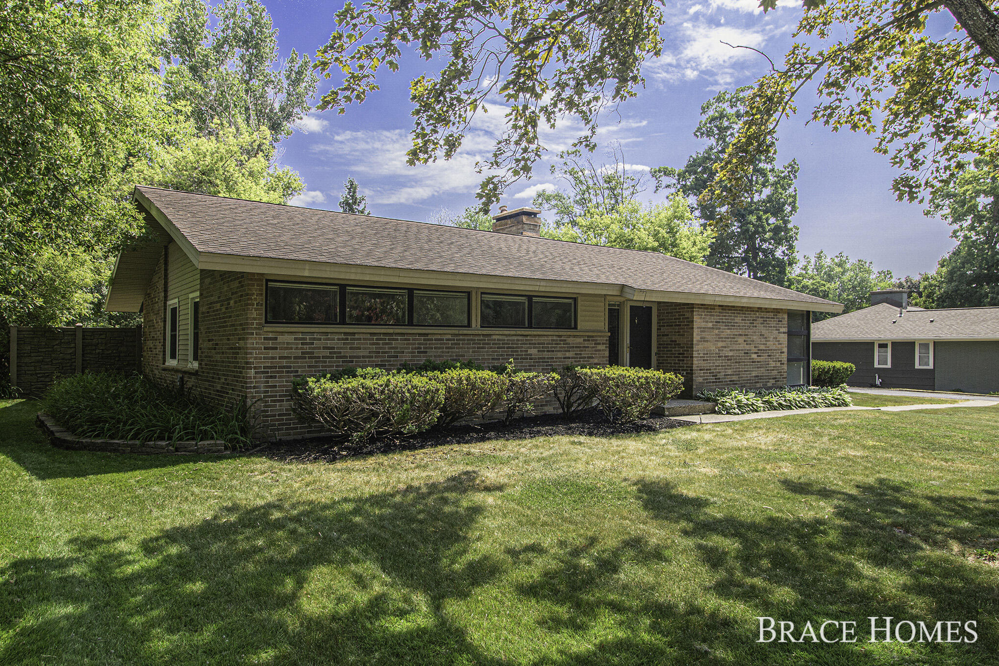 3414 Ashton Road Southeast Grand Rapids, MI 49546 - Photo 3 of 41 IMG_5846