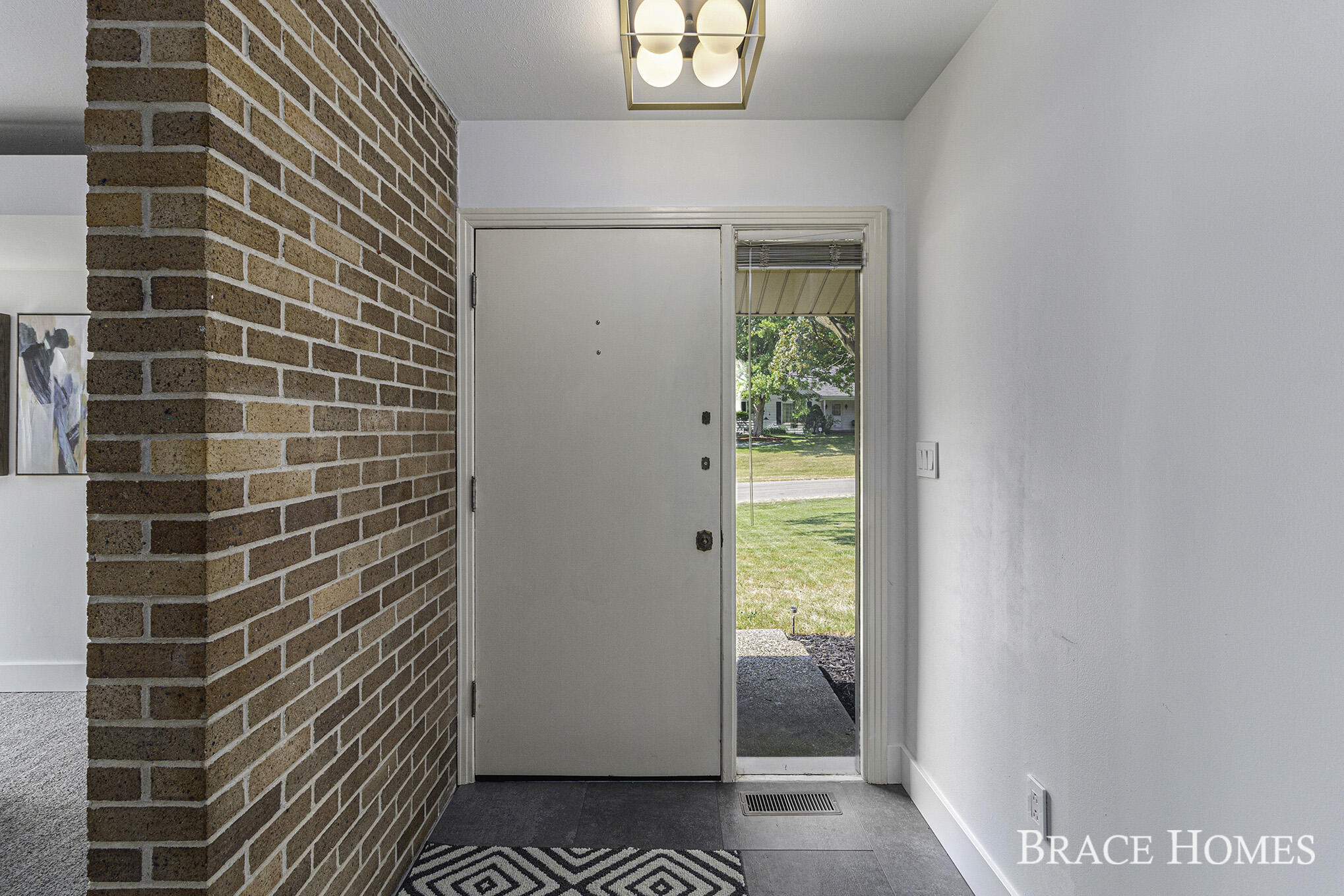 3414 Ashton Road Southeast Grand Rapids, MI 49546 - Photo 6 of 41 IMG_5924