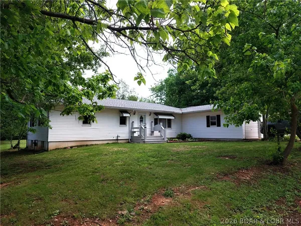 206 South Hill Drive, Stover, MO 65078