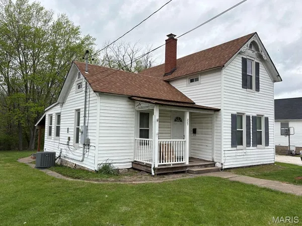 $189,000 | 227 State Highway 47, Warrenton, MO 63383