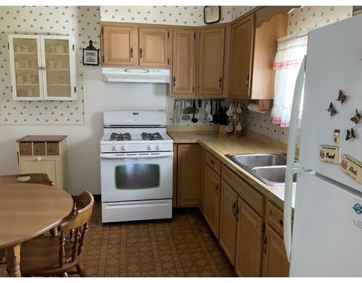 100 Rochford Circle Springfield, MA 01128 - Photo 11 of 18