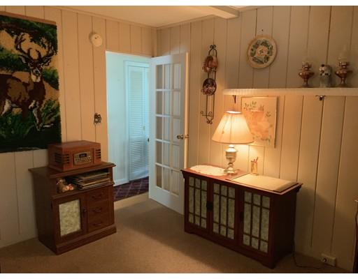 100 Rochford Circle Springfield, MA 01128 - Photo 18 of 18