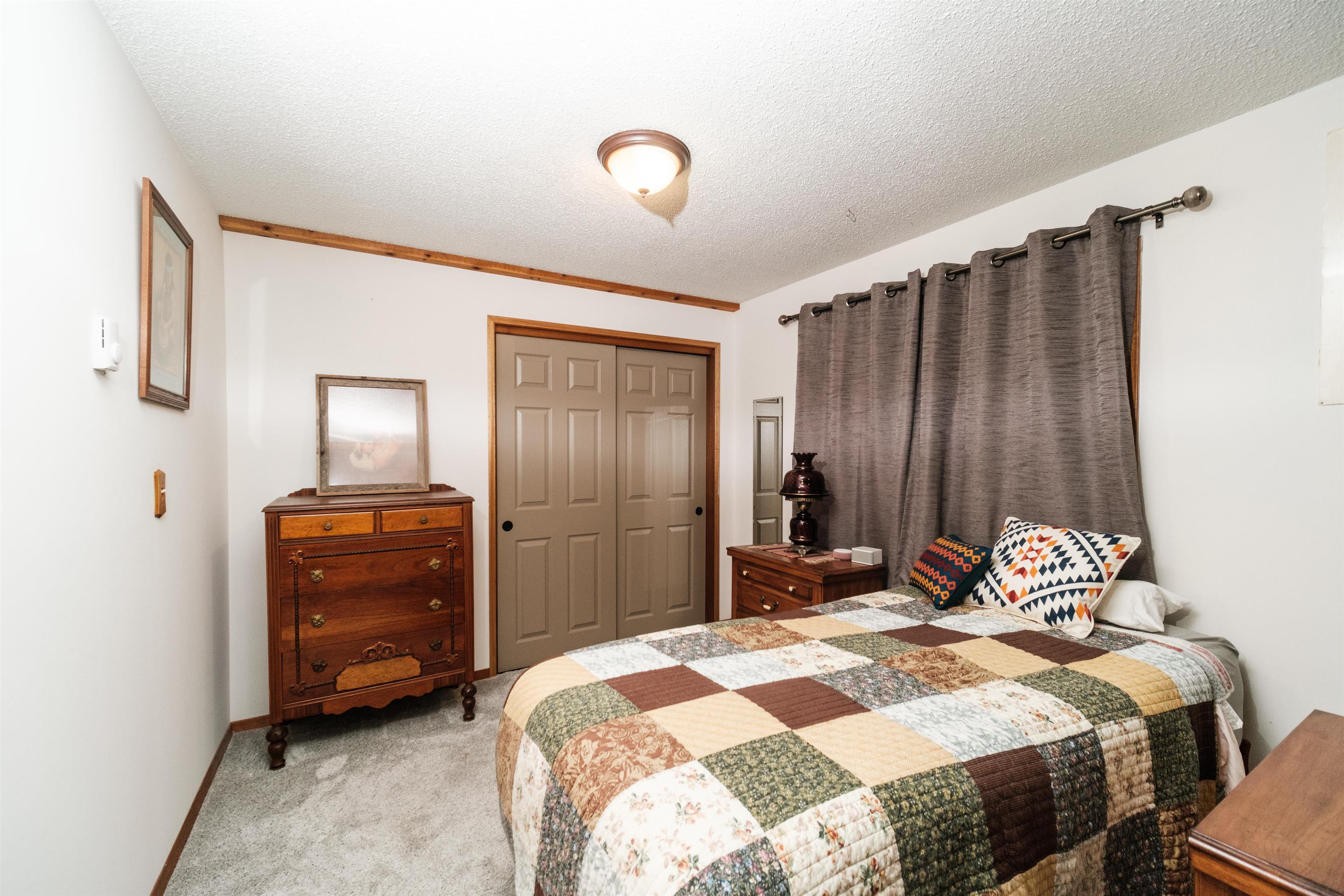 3018 South Davis Road Spokane Valley, WA 99216 - Photo 11 of 22 Gallery Image 11