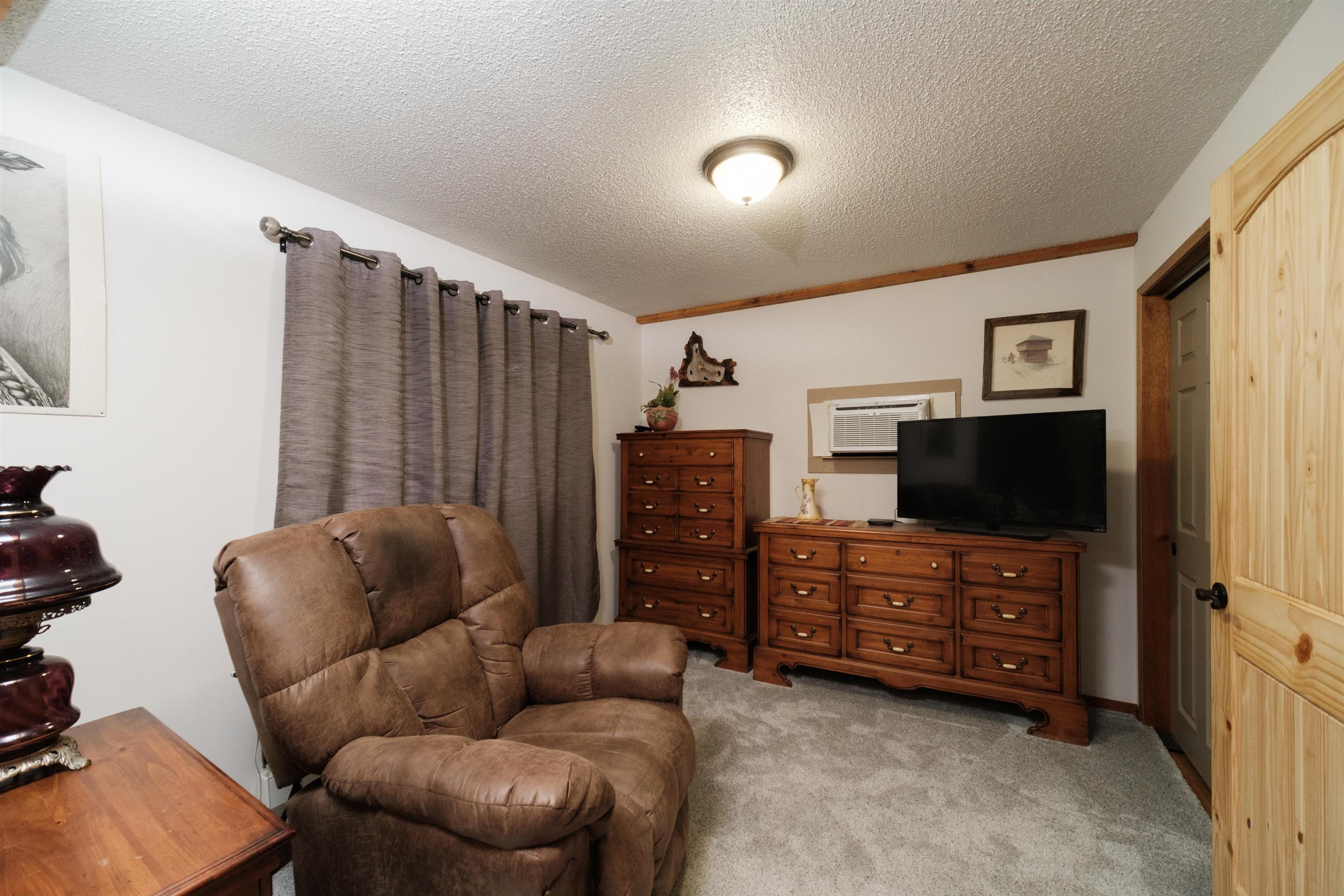 3018 South Davis Road Spokane Valley, WA 99216 - Photo 12 of 22 Gallery Image 12