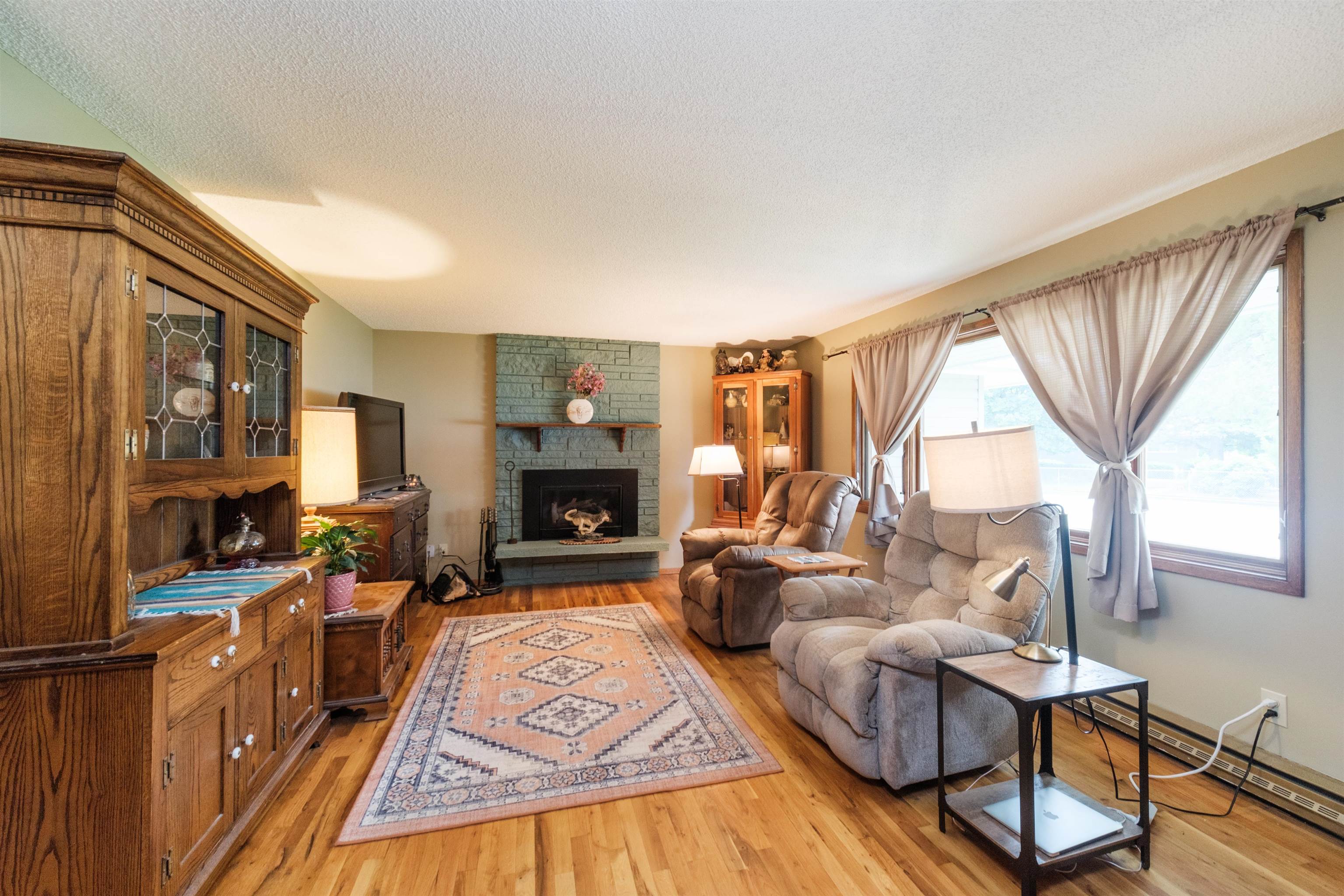 3018 South Davis Road Spokane Valley, WA 99216 - Photo 5 of 22 Gallery Image 5