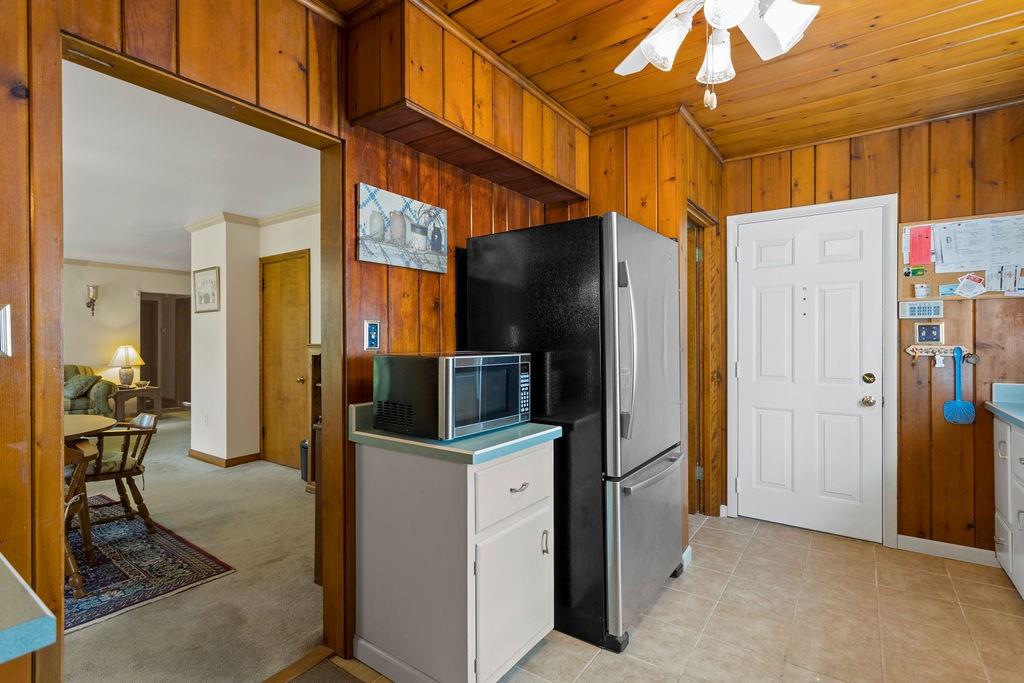136 Oakville Road Beaver Falls, PA 15010 - Photo 15 of 25 Gallery Image 15