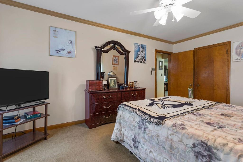 136 Oakville Road Beaver Falls, PA 15010 - Photo 17 of 25 Gallery Image 17
