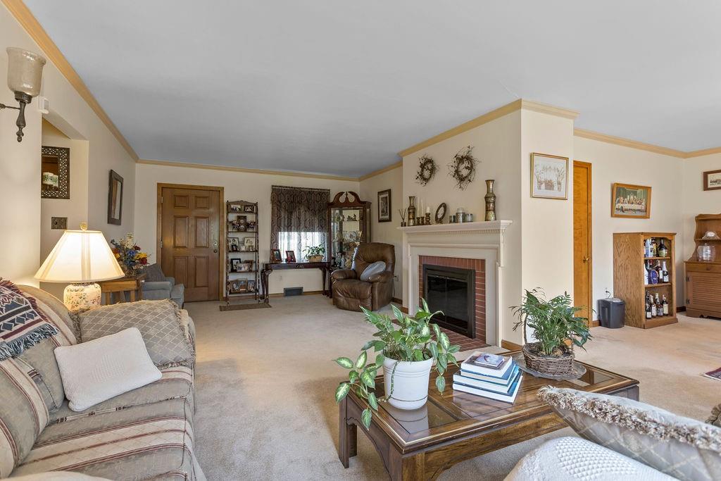 136 Oakville Road Beaver Falls, PA 15010 - Photo 9 of 25 Gallery Image 9