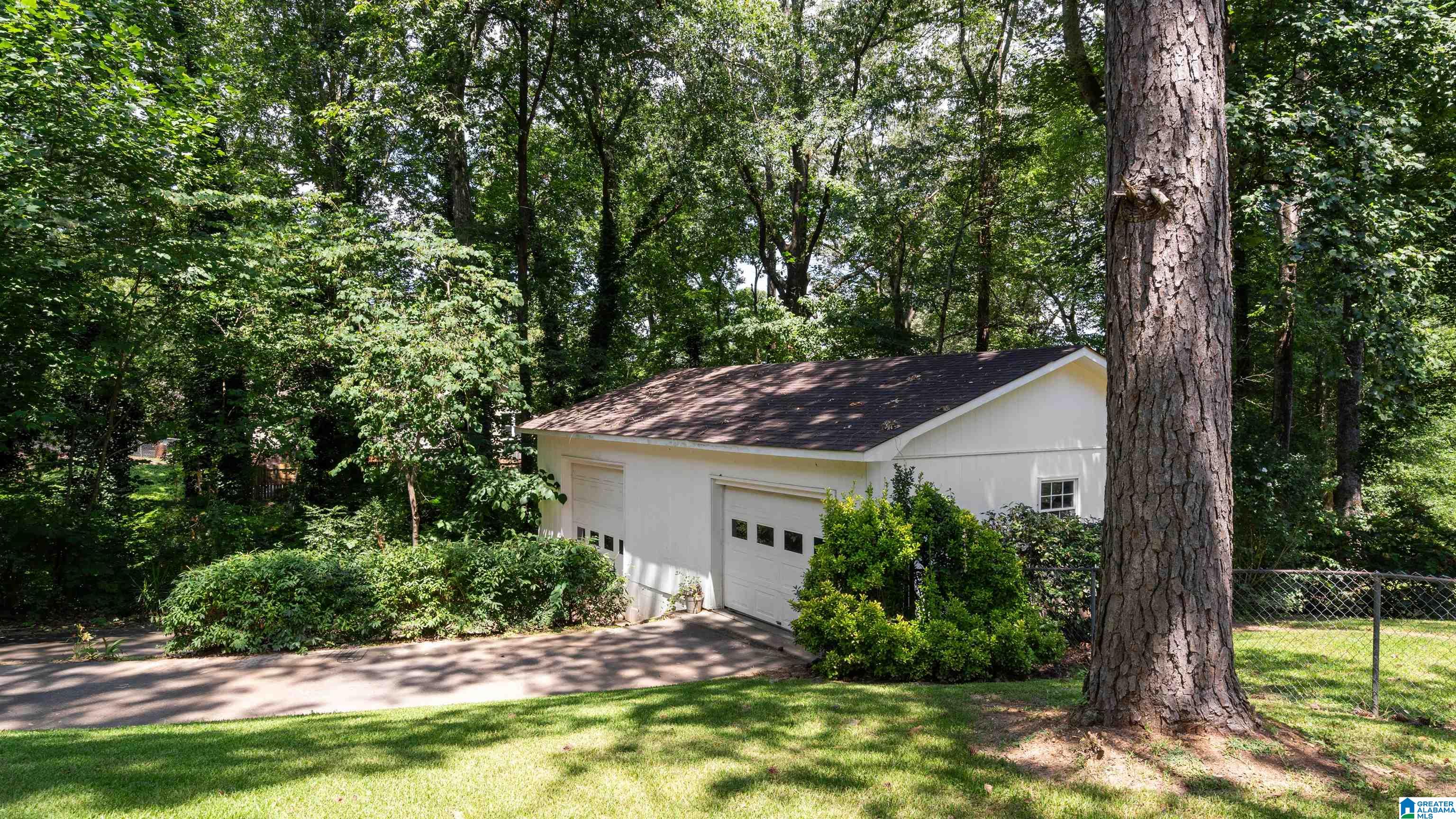 125 Windy Hill Road Rainbow City, AL 35906 - Photo 31 of 38