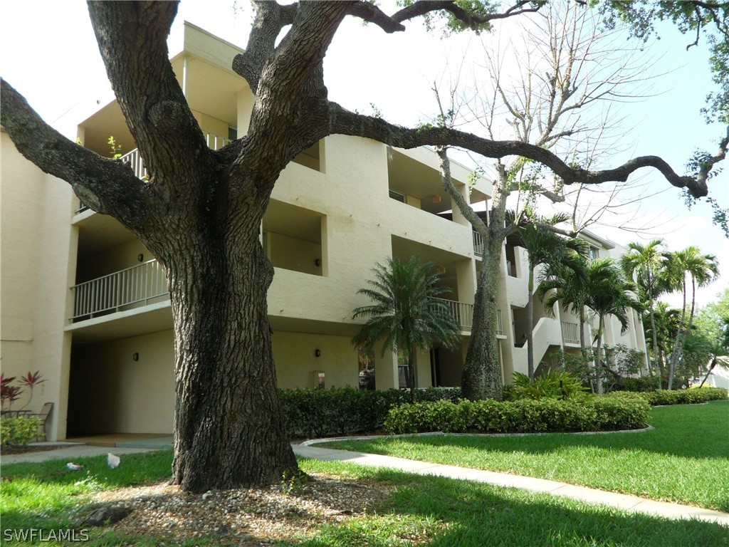a front view of house with yard