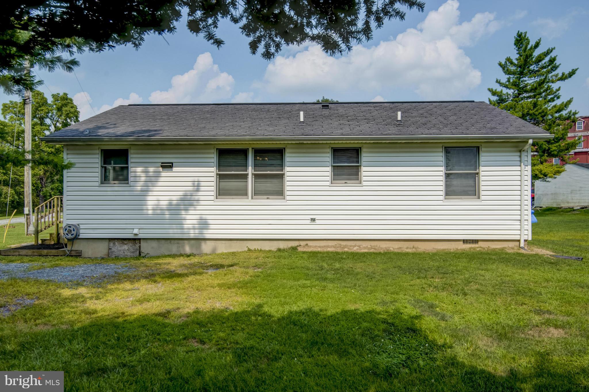 114 Creagerstown Road Woodsboro, MD 21798 - Photo 27 of 30 Exterior (Rear)