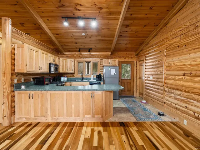 $274,900 | 278 Tinsel Circle, Santa Claus, IN 47579