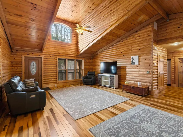 $274,900 | 278 Tinsel Circle, Santa Claus, IN 47579