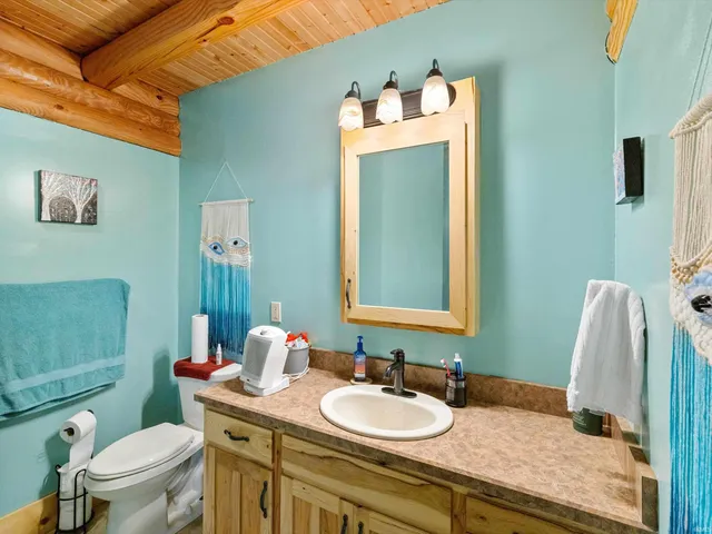 $274,900 | 278 Tinsel Circle, Santa Claus, IN 47579