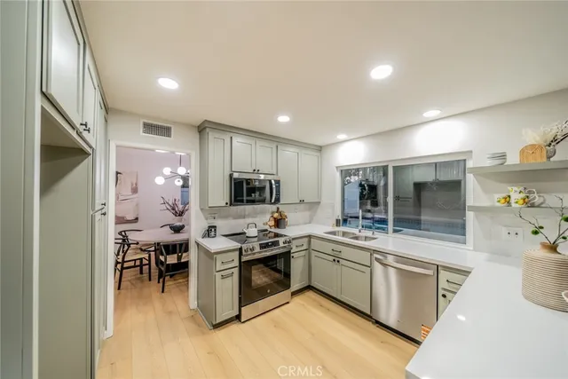 $849,900 | 2202 Black Oak Place, Riverside, CA 92506