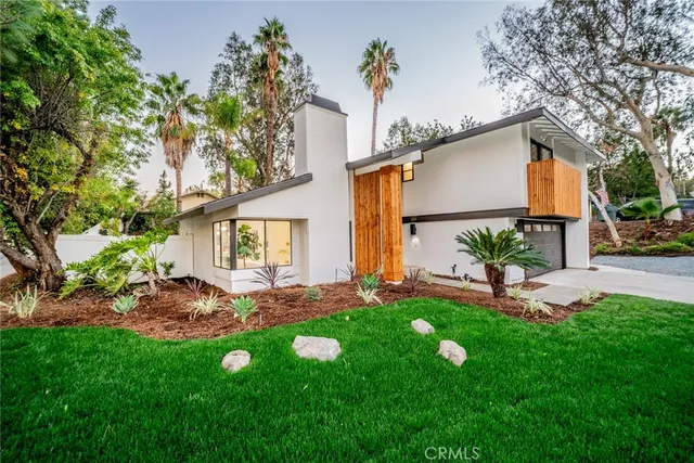 $849,900 | 2202 Black Oak Place, Riverside, CA 92506