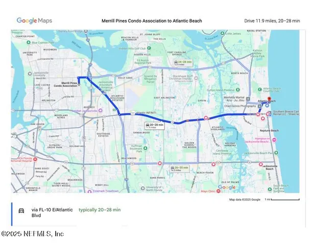 a black and white photo of a room