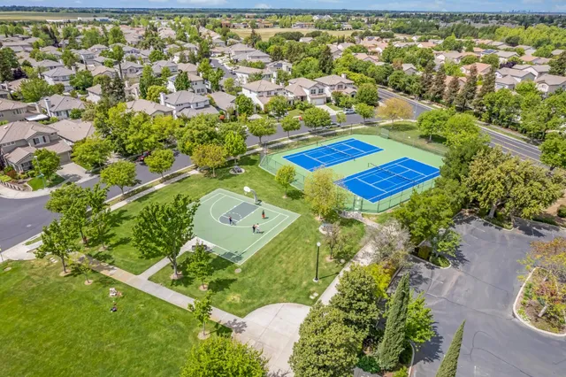 $665,000 | 9740 Sage Thrasher Circle, Elk Grove, CA 95757