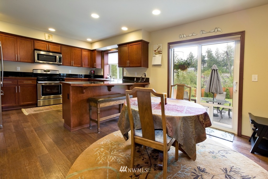 404 Barry Loop Mount Vernon, WA 98274 - Photo 6 of 15 Gallery Image 6