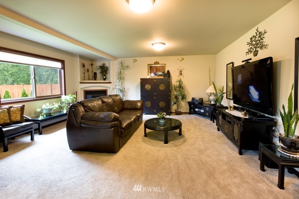 404 Barry Loop Mount Vernon, WA 98274 - Photo 8 of 15 Gallery Image 8
