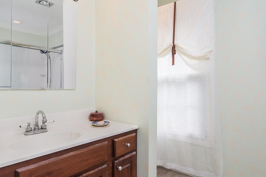 219 Lone Ridge Lane Clinton, TN 37716 - Photo 19 of 29 JBP_0442-Edit