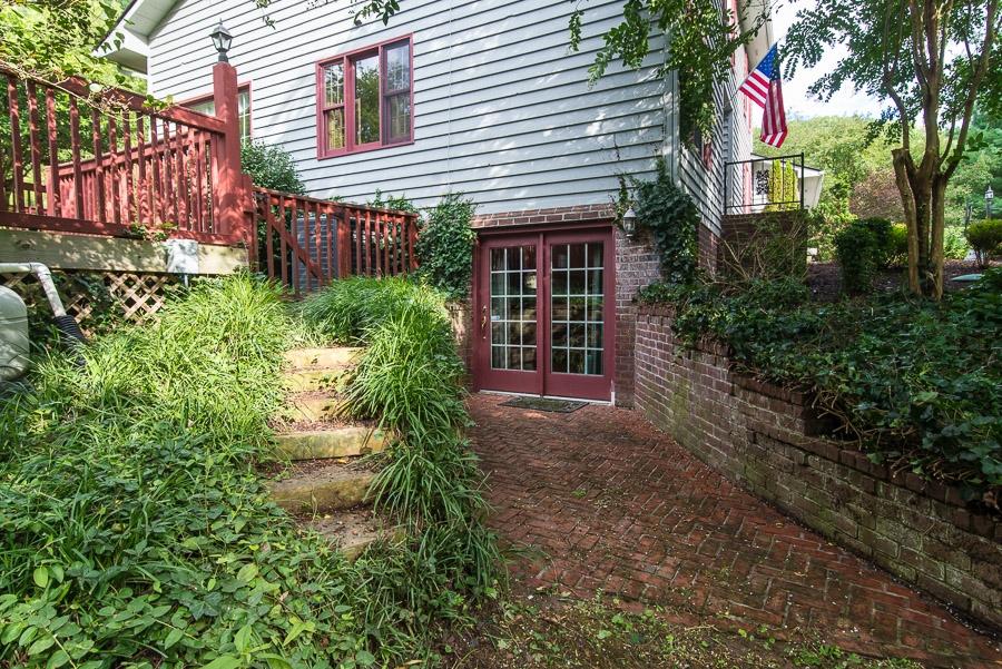 219 Lone Ridge Lane Clinton, TN 37716 - Photo 27 of 29 JBP_0498