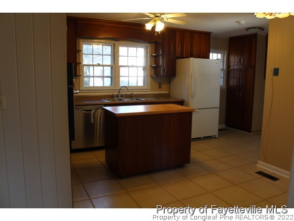 441 Hallmark Road Fayetteville, NC 28303 - Photo 10 of 25 Gallery Image 10