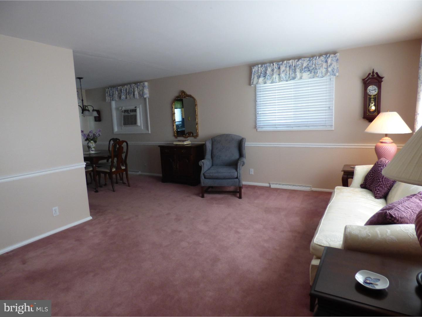 1452 Doris Road Roslyn, PA 19001 - Photo 3 of 19 Living Room