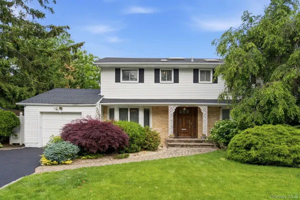 $1,588,000 | 74 Rockland Drive, Jericho, NY 11753