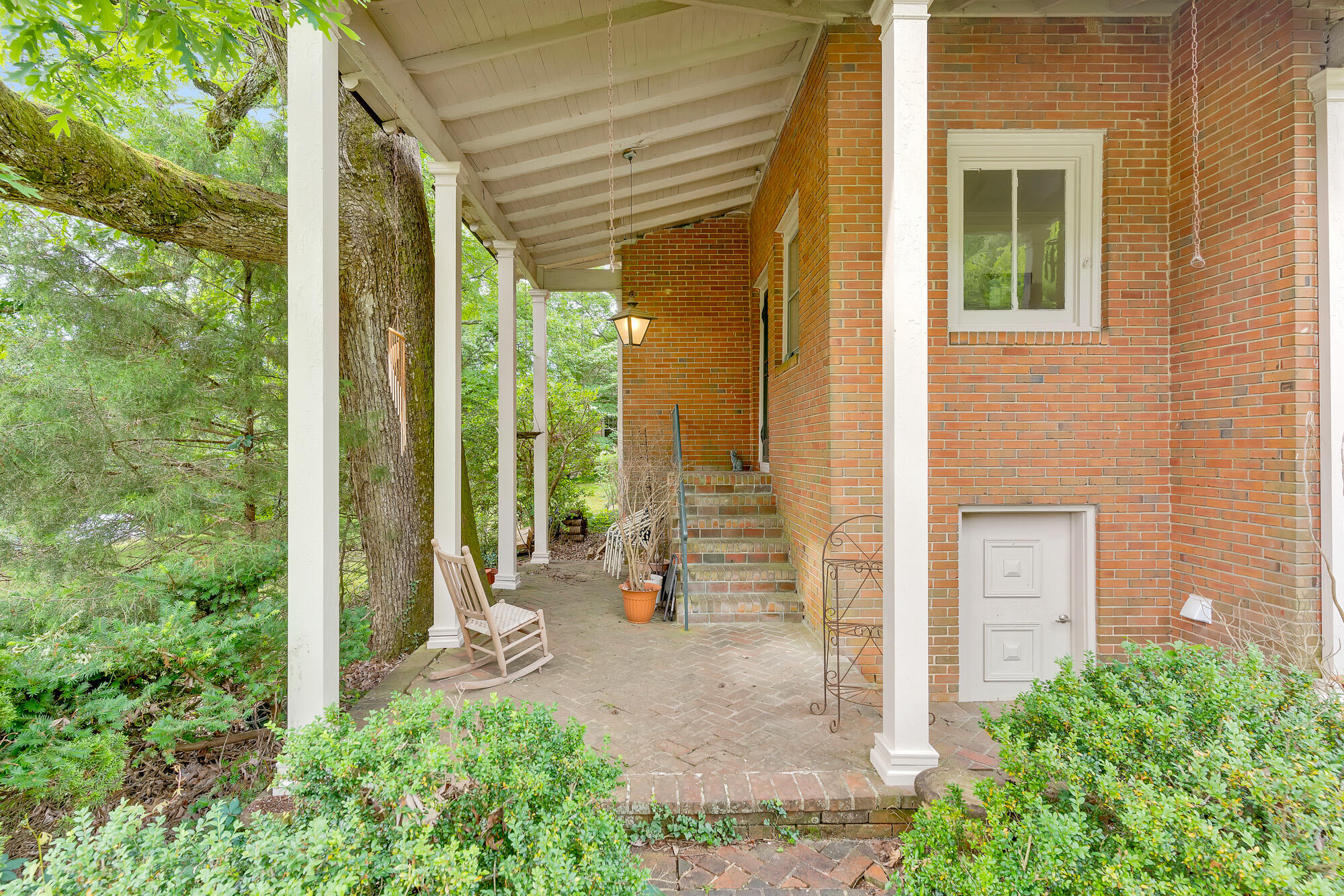 624 East Brow Road Lookout Mountain, TN 37350 - Photo 12 of 30 624-E-Brow-Rd-MLS-Photos-14