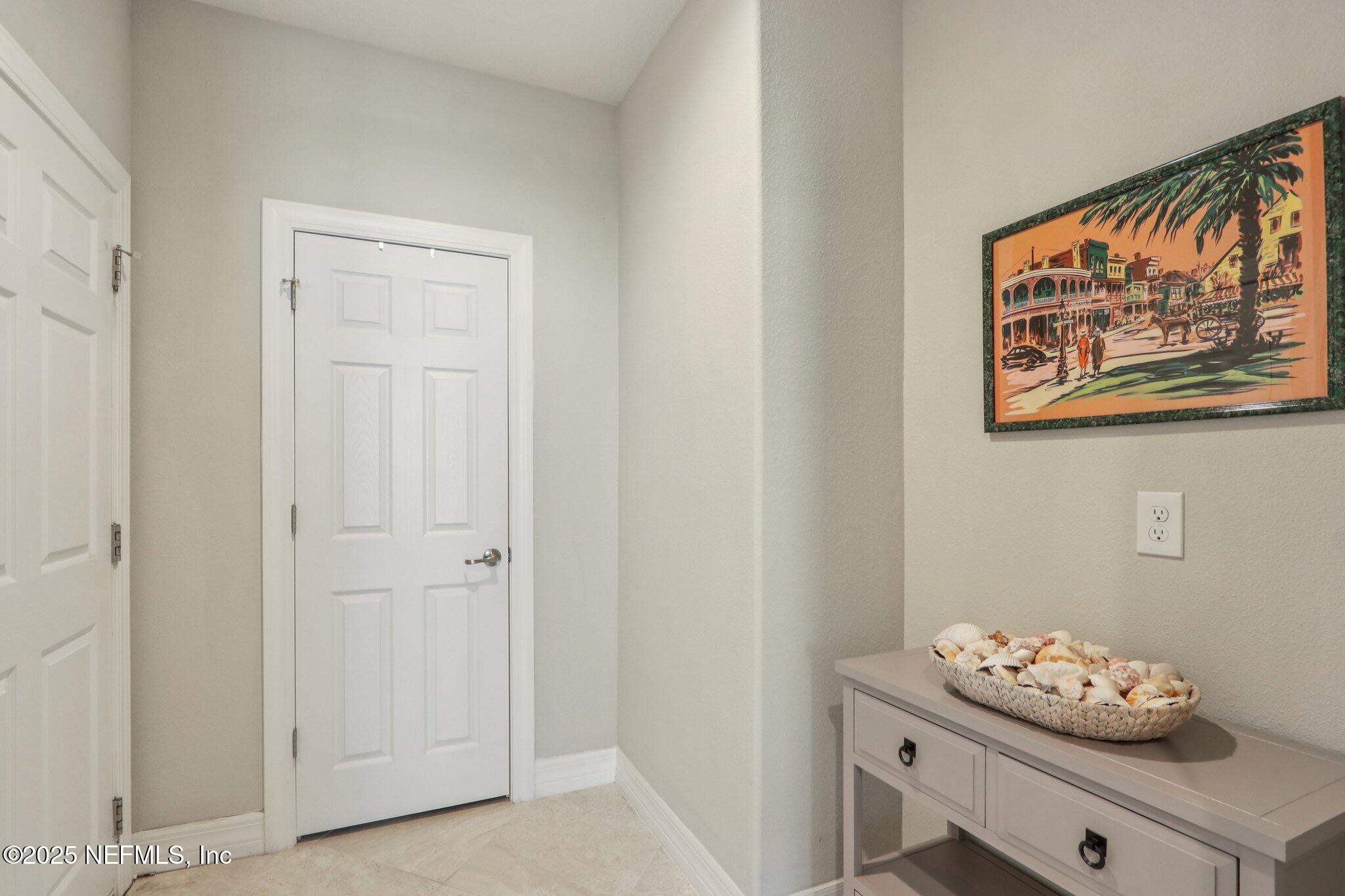 112 Bridge Oak Lane St. Augustine, FL 32095 - Photo 26 of 47 a room with toys and wooden floor